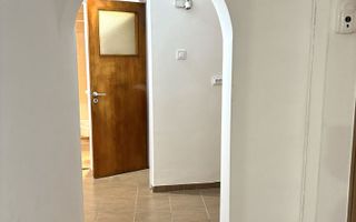 Apartament cu 3 camere, balcoane și lift în Dorobanți - Poză 11