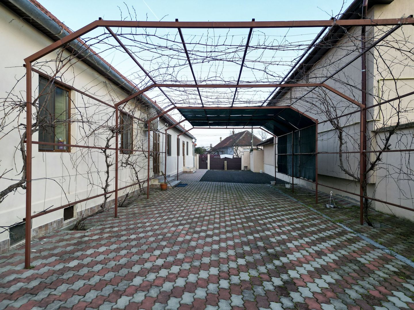 Casă cu 5 camere în Vladimirescu - Poză 20