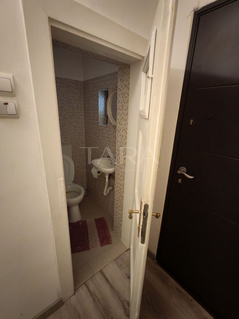 Apartament cu 3 camere zona Centrala - Poză 7