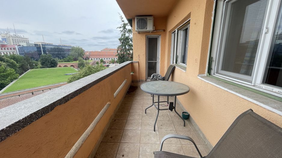 SPATIOS IN ZONA MEDICINEI -4 camere,garaj propriu si boxa - Poză 4