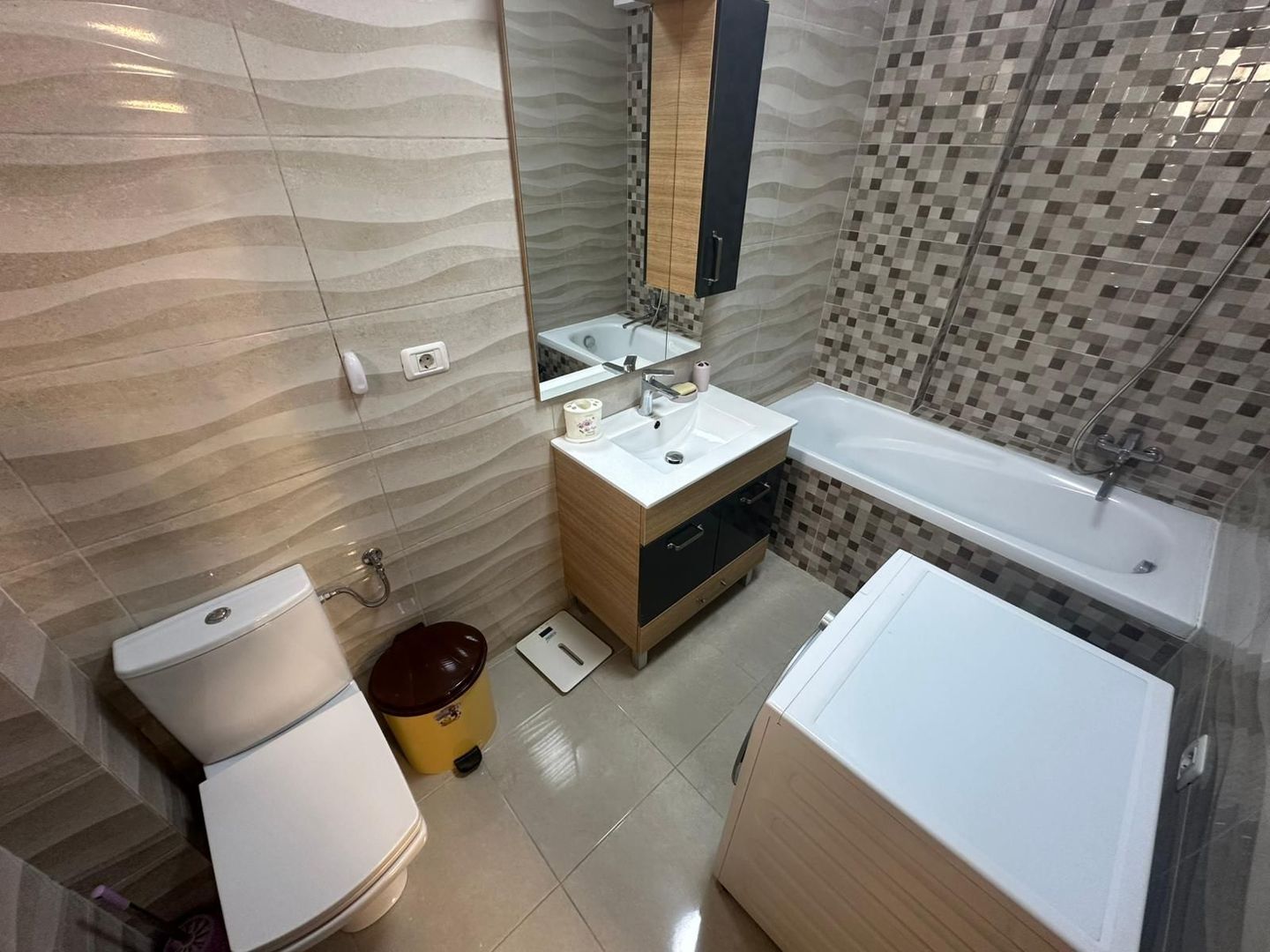 AP. 3 CAMERE - DOBROESTI, CENTRALA PROPRIE, BLOC NOU, LOC DE PARCARE - Poză 8