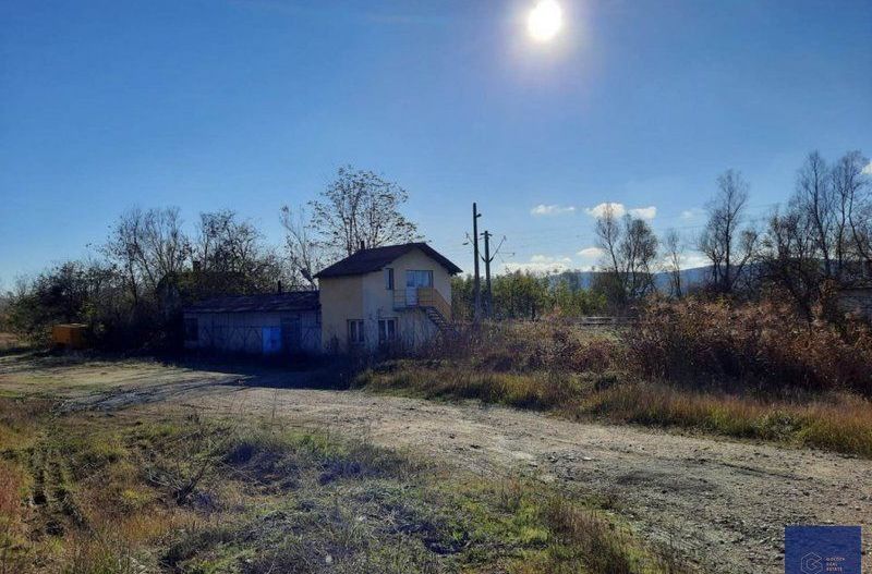 Spatiu de productie, fosta balastiera, Conop, 9100 mp - Poză 1