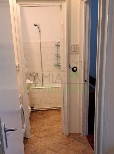 Apartament 3 camere de închiriat Gemenii - Poză 2