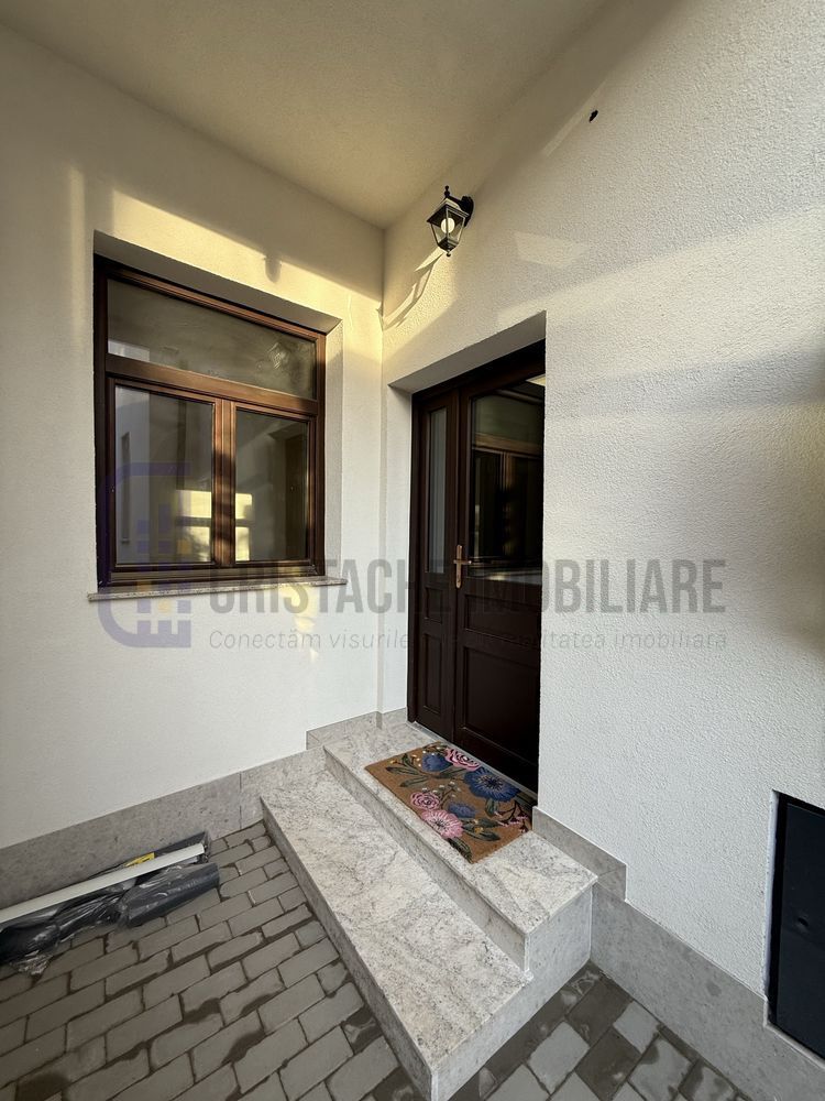 Vila P+1+M + parcare - Poză 1