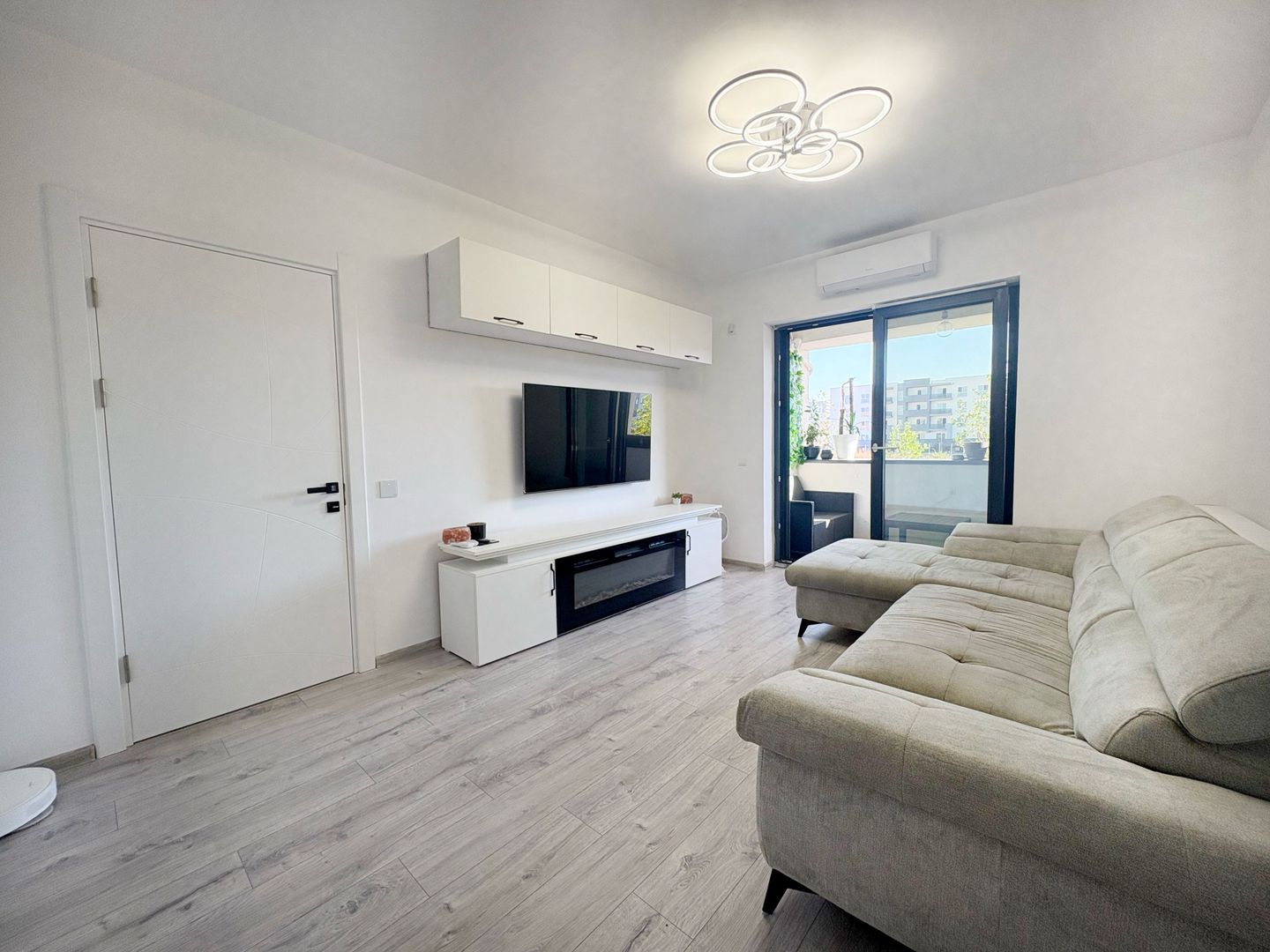 2 camere decomandat mobilat, finisaje premium, Pallady, Calitei - Poză 5