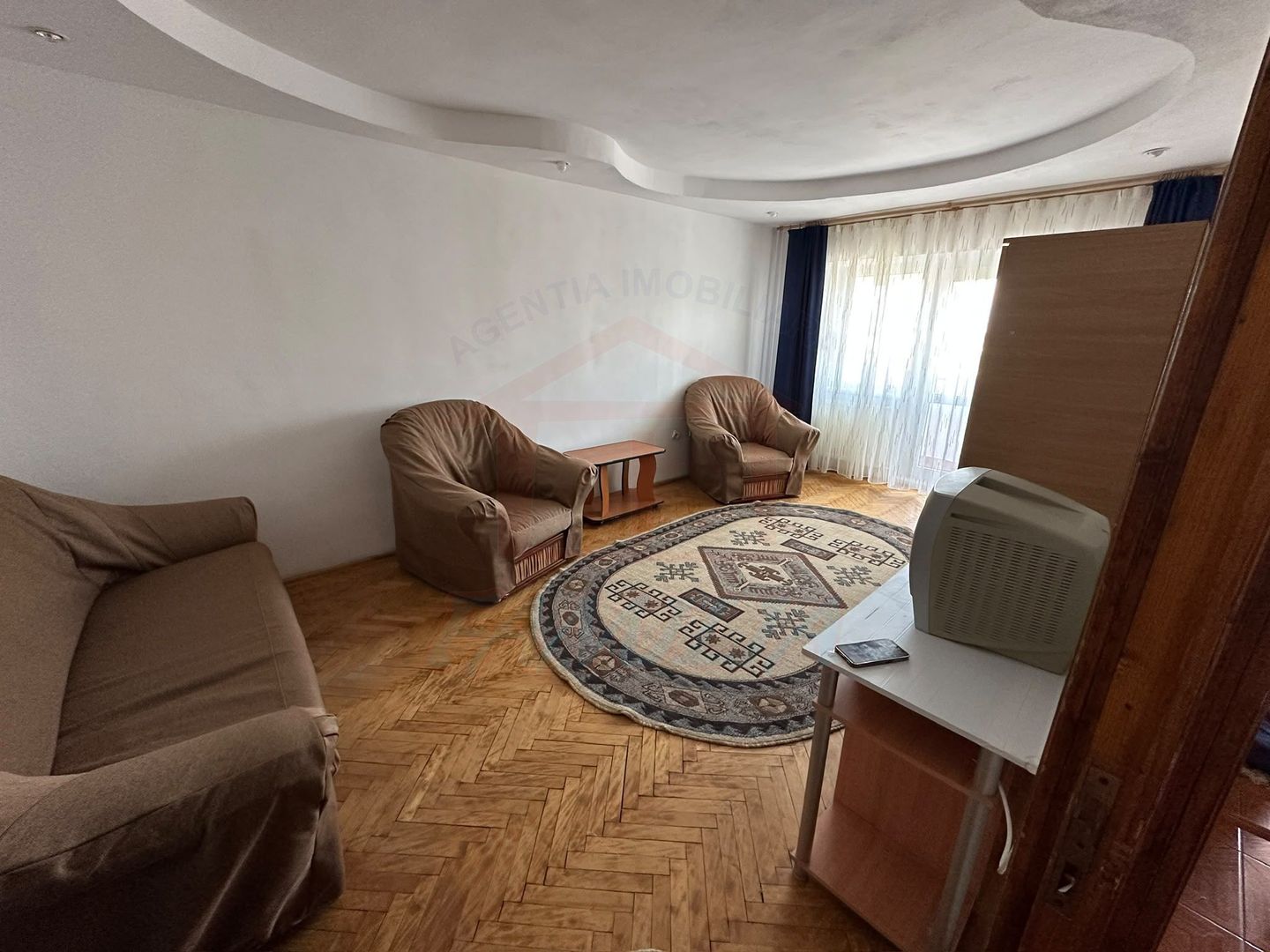 ✨De închiriat 2 camere, Piata Centrala, 1.900 Ron/luna - Poză 1
