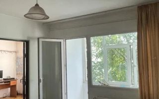 Apartament cu 2 camere/ 50mp/ zona Podu Ros - Poză 4