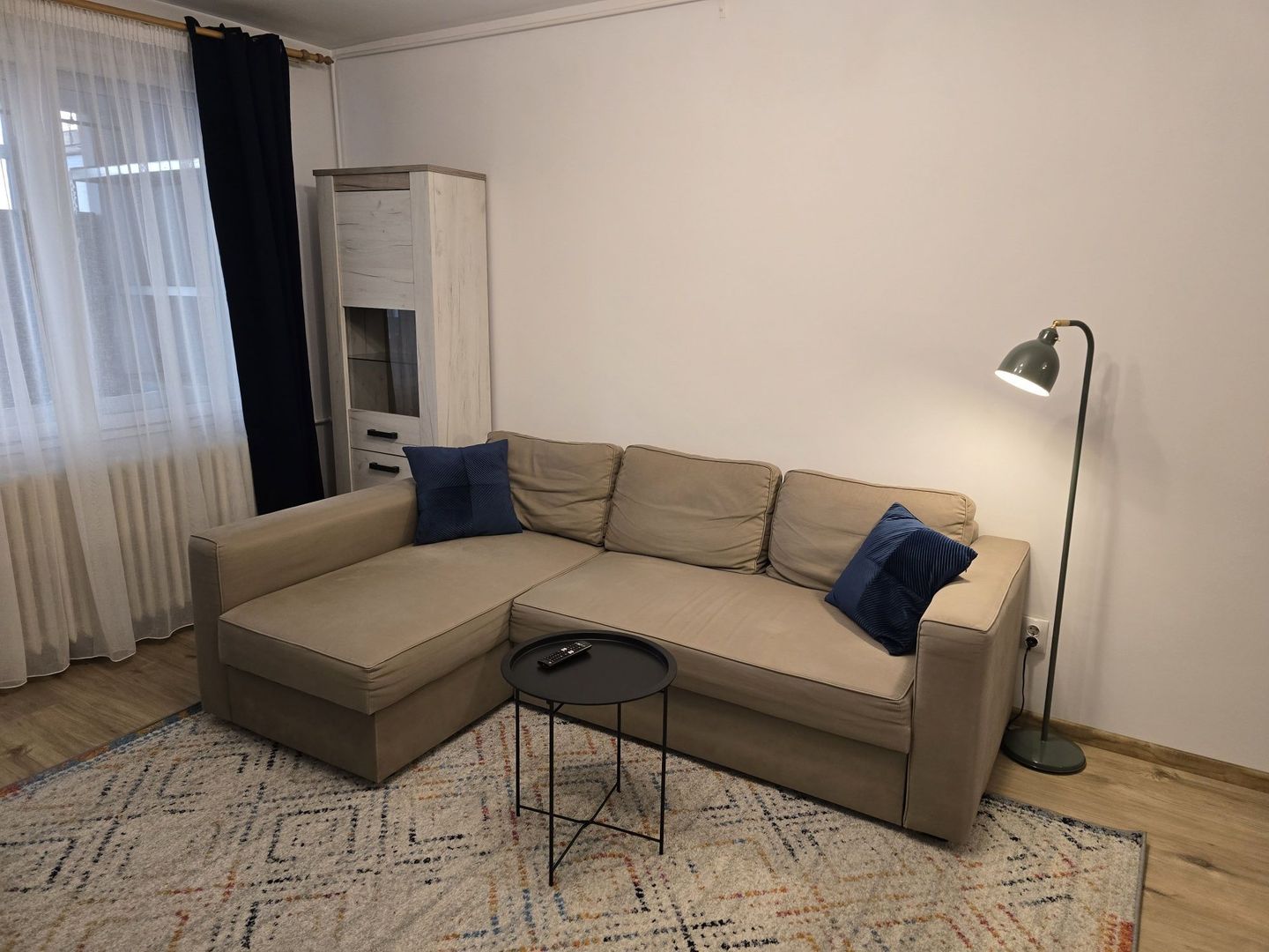 Închiriere Apartament cu 2 camere renovat, etaj 10, mobilat complet, Dristor - Poză 3