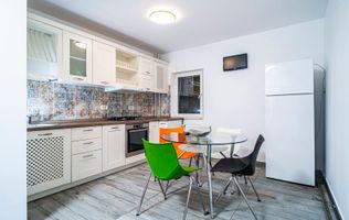 Drumul Sarii, 3 camere, 77 mp, et 5, 2 băi, bucatarie mare, disponibil imediat