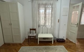 Apartament 3 camere la curte - Poză 19