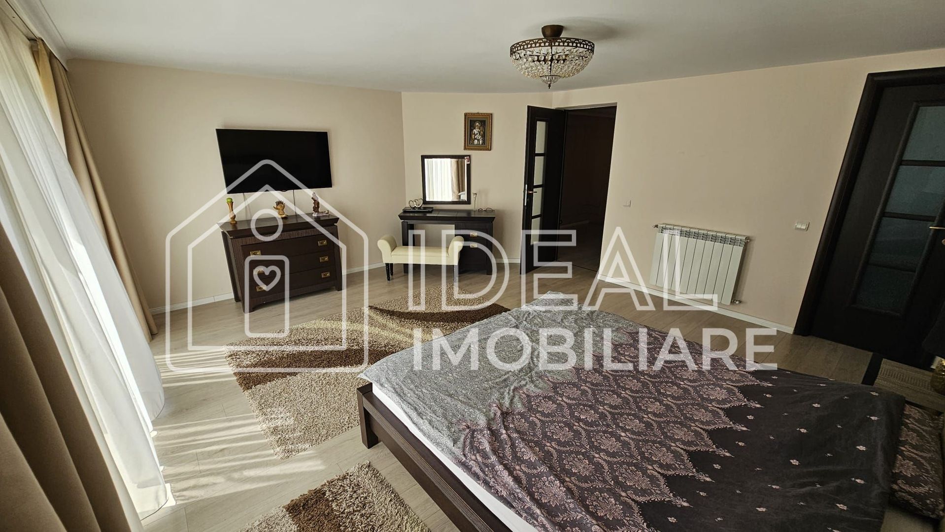 Vila Moderna cu 5 camere, garaj si 921 mp de curte, in Tocile - Poză 13