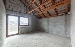 Casa sptioasa cu potential real in Maracineni la 5 pasi de Pitesti-Arges! - Poză 12