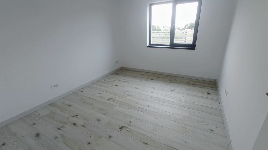 CASA INDIVIDUALA - 4 CAMERE, 333 MP TEREN,PARTER + POD, COMISION 0% - Poză 13