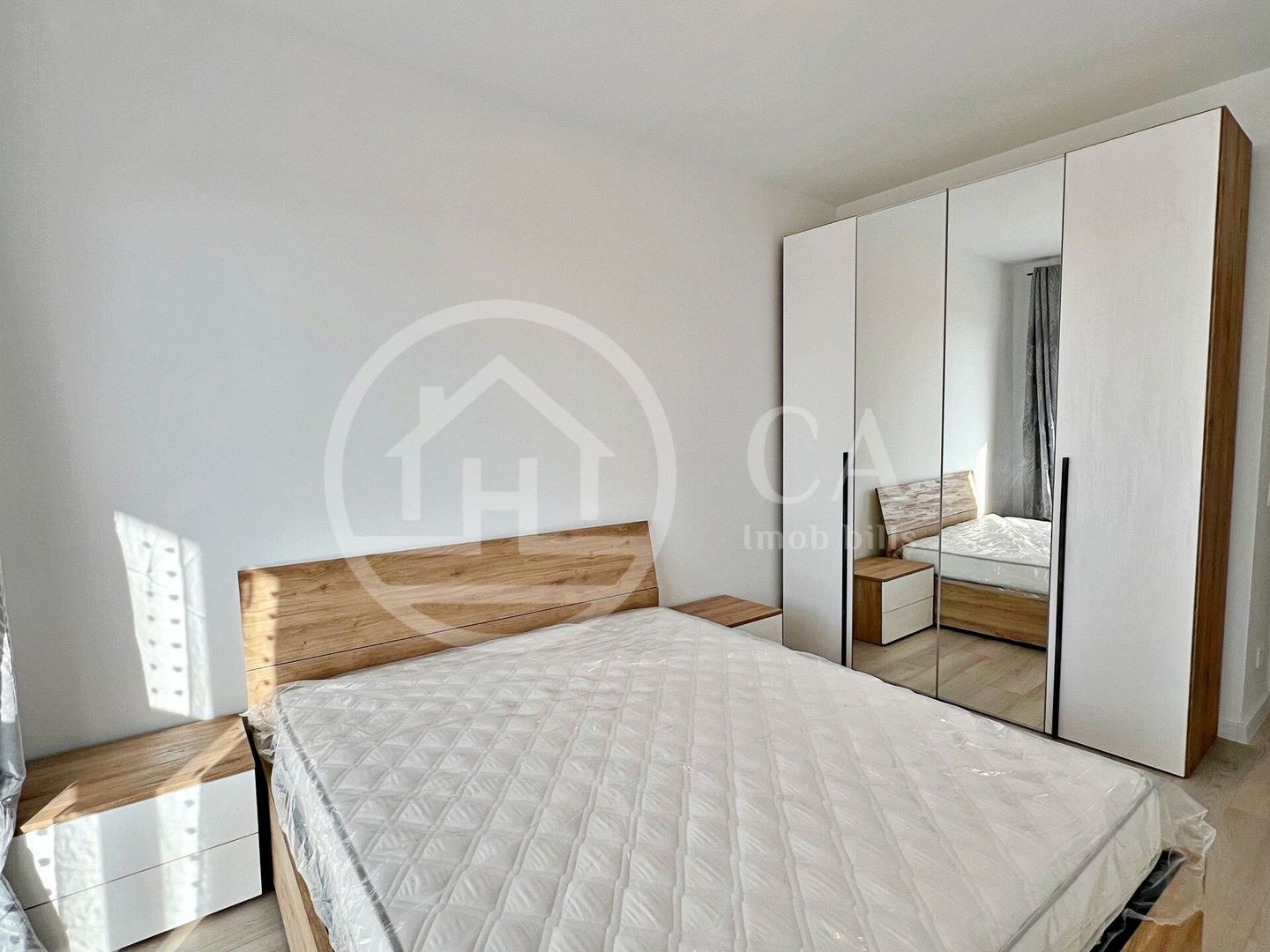 Apartament de închiriat cu 3 camere in Prima Arena, Oradea - Poză 1