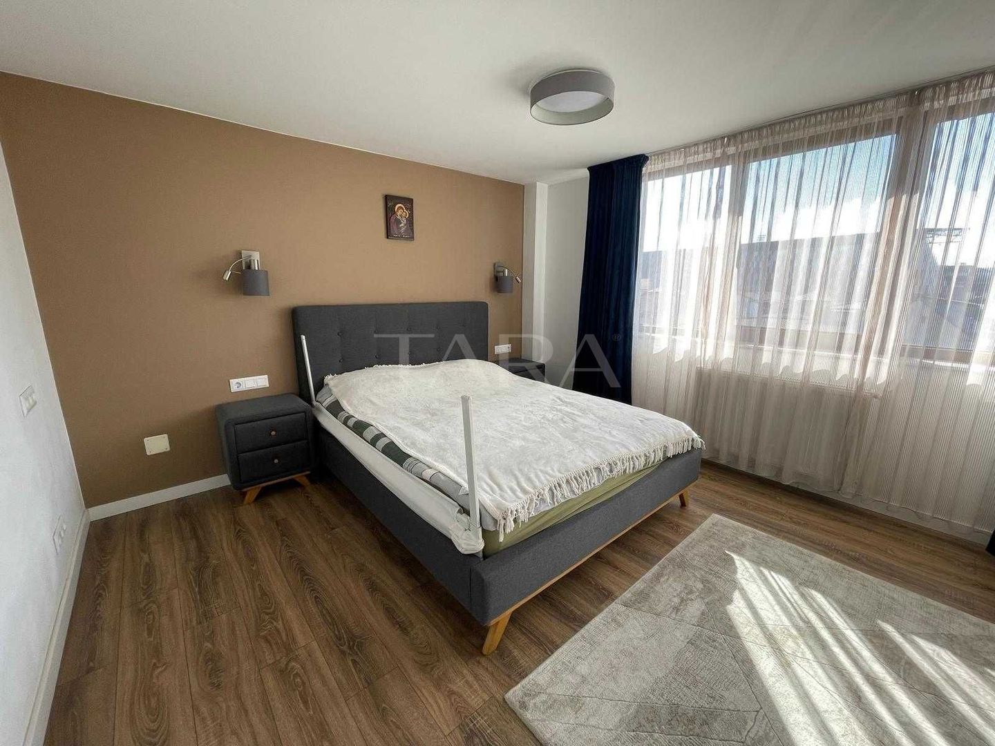 Apartament cu 2 camere de vânzare Gruia + loc de parcare - Poză 4