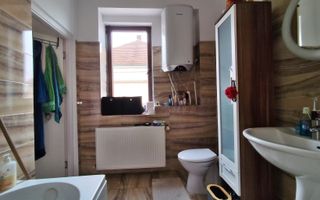 Vanzare | Apart.2 Camere | etajul 1 | langa Parcul Balcescu | Oradea - Poză 13