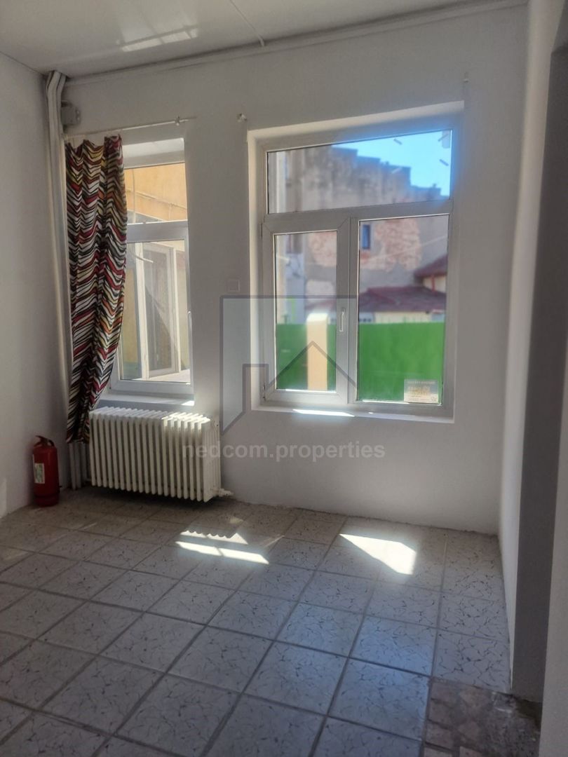 Casa S+P+1 - zona Calea Grivitei - Poză 5