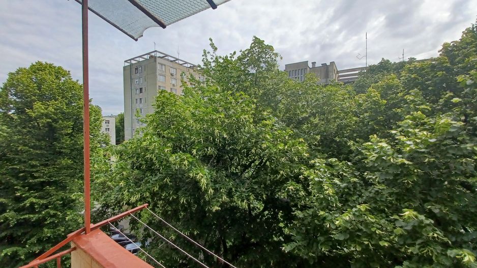 Apartament 2 cam, P-ța București. 65 000 E. Comision 0 - Poză 3