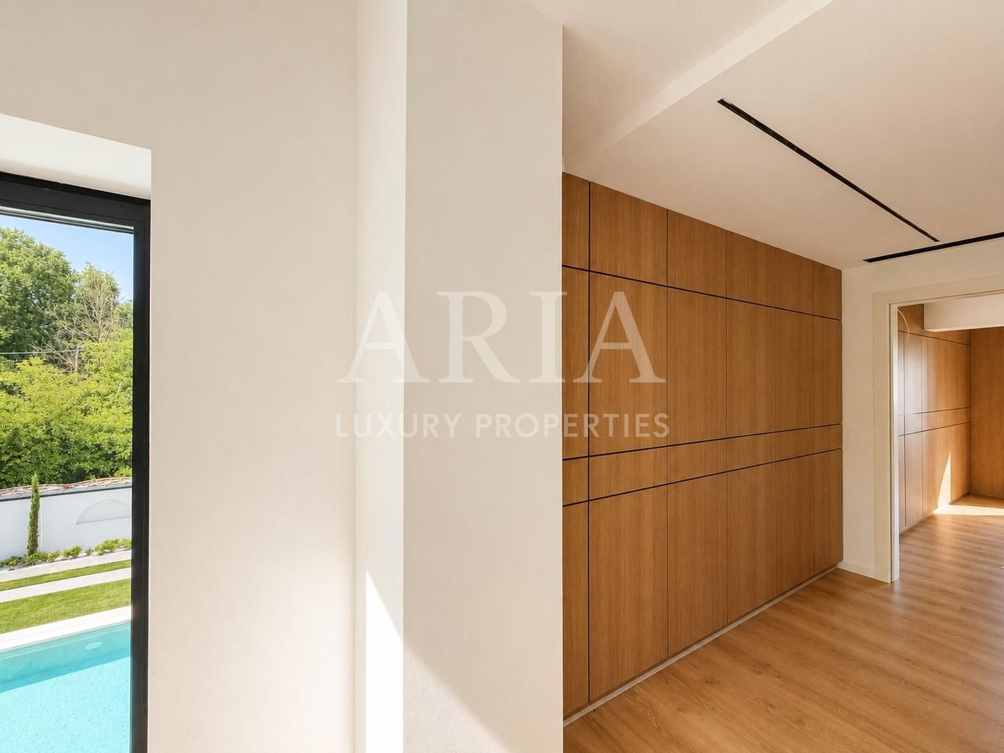 Vilă Ultra-Luxury | Lângă Pădure | Piscină Privată - Poză 16