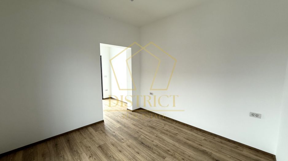 COM 0% Duplex deosebit cu 4 camere si 2 bai | Beregsau Mare - Poză 15