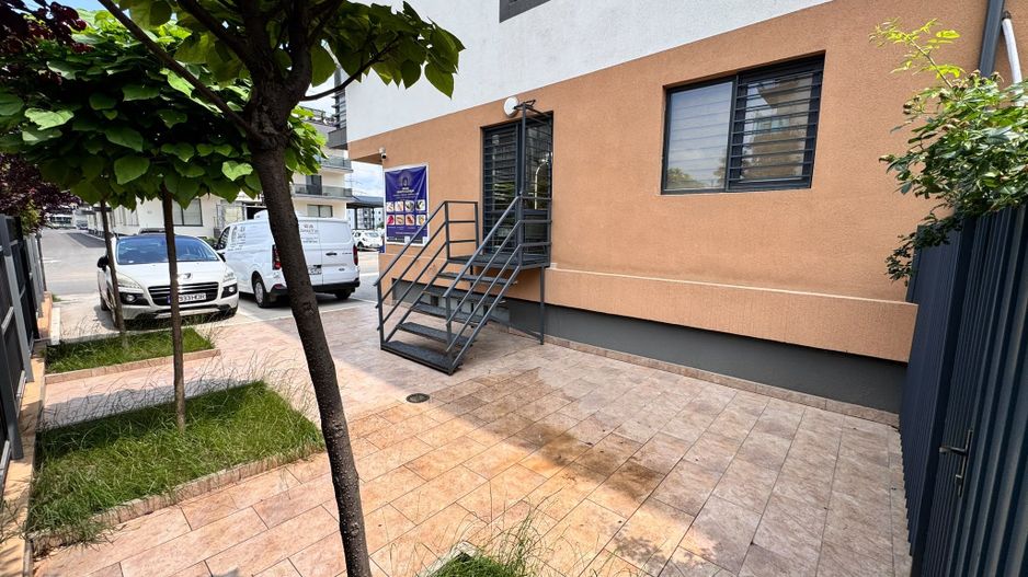 SPATIU ADIMISTRATIV - CURTE PRORIE 78MP, 2 PARCARI + AFACERE LA CHEIE - Poză 8