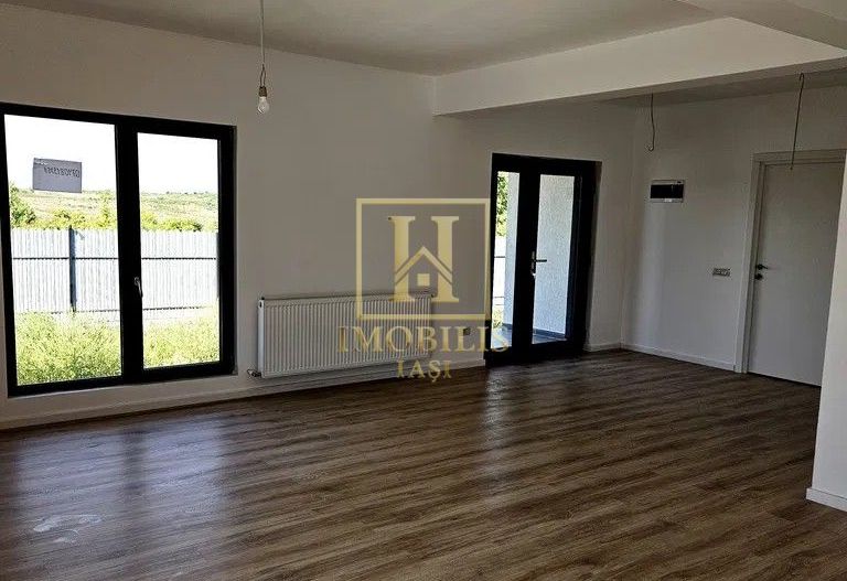 Casa plan parter 350 mp teren Visan 134000 euro - Poză 3