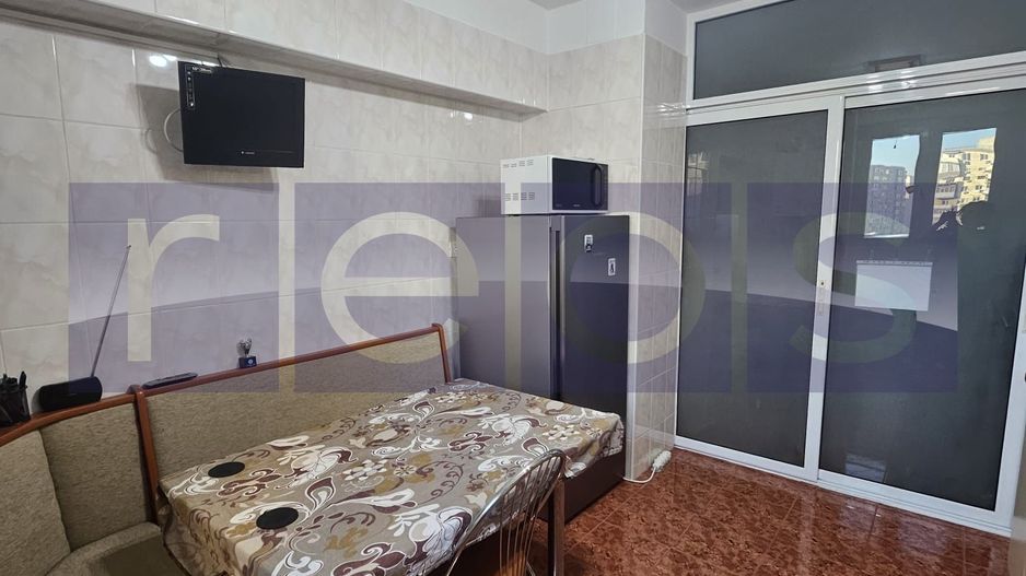 VÂNZARE 3 CAMERE | ZONA TITAN | CENTRALA PROPRIE - Poză 9