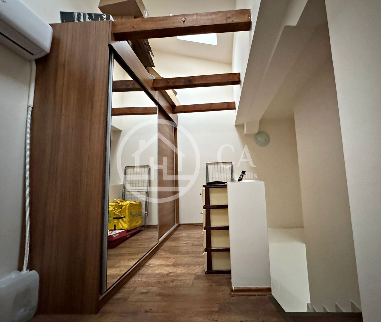 Apartament de vânzare cu 3 camere în zona Nufârul, Oradea - Poză 11