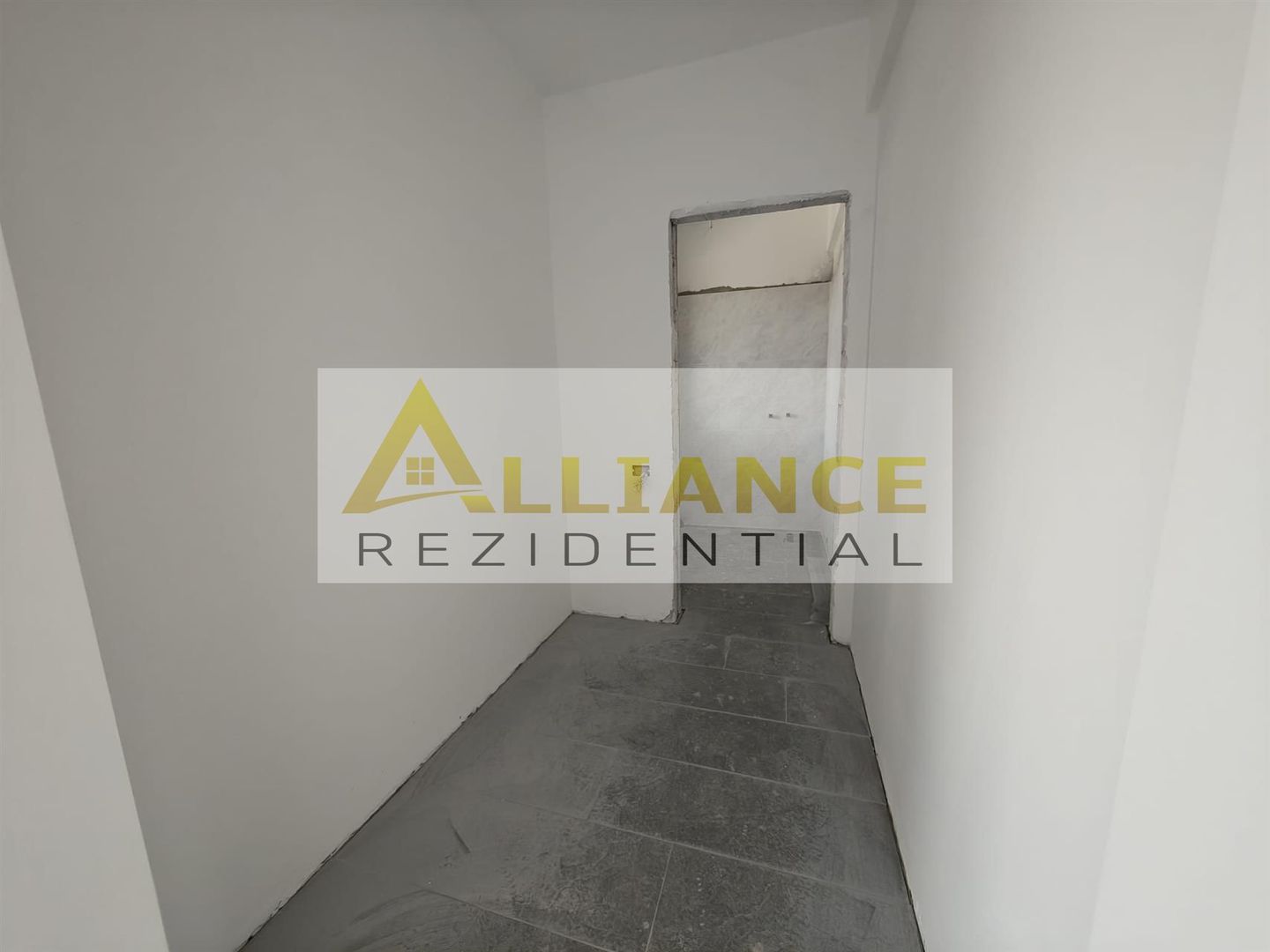 Strada Miorita I P+E | 5 camere | 3 bai | Teren 400 mp - Poză 7