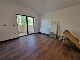 Casă modernă cu 3 dormitoare, terasă și teren generos - Poză 14