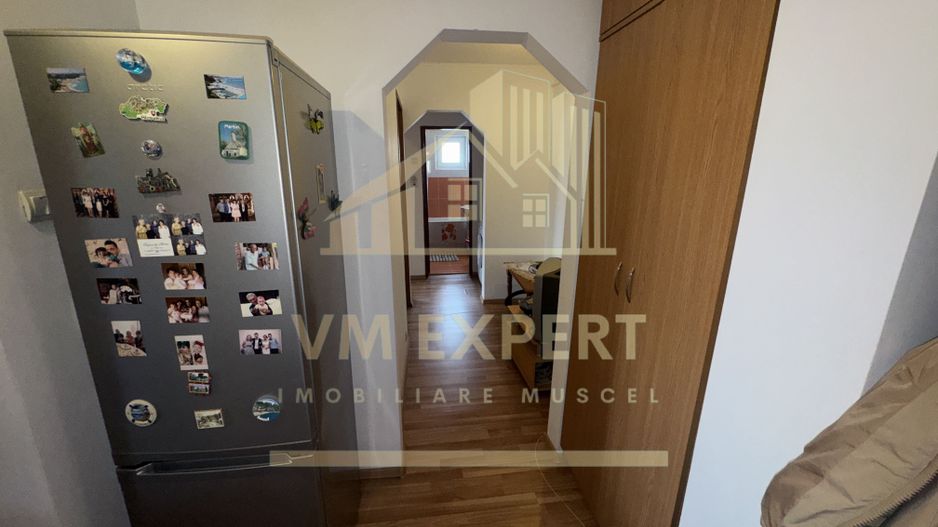 APARTAMENT 3 CAMERE ETAJ 4 VISOI - Poză 5