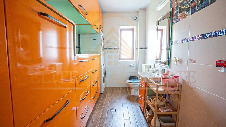 Mamaia Sat - Vila moderna, dotari premium, curte mare, vedere la lac! - Poză 42