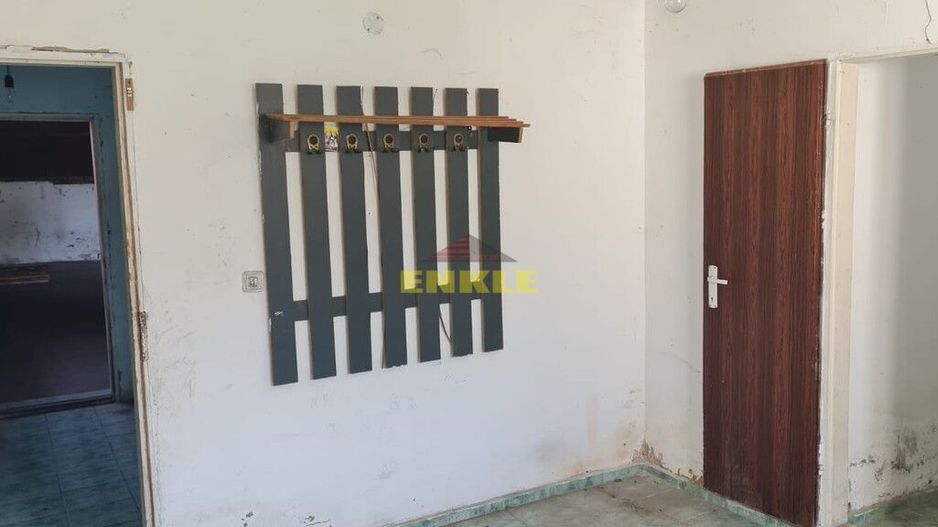 Hala de vanzare zona Pacea 720mp pret 150000 euro negociabil - Poză 7