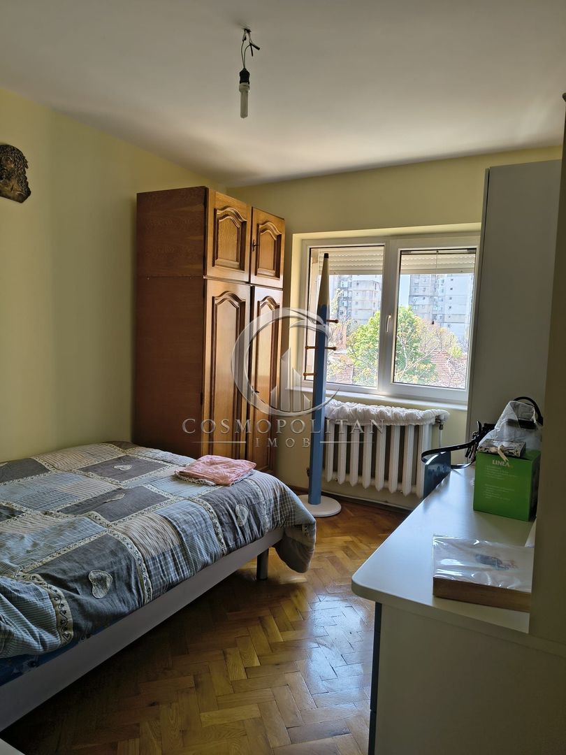Apartament cu 3 camere Zona centrala Str. Bucegi Liceul de Arte etaj 3 , 2 balc - Poză 5
