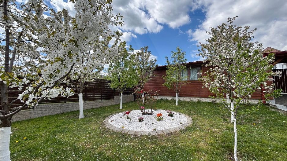 Casa la cheie 5 camere 250 mp curte libera 4 bai P+1+M Arhitectilor - Poză 5