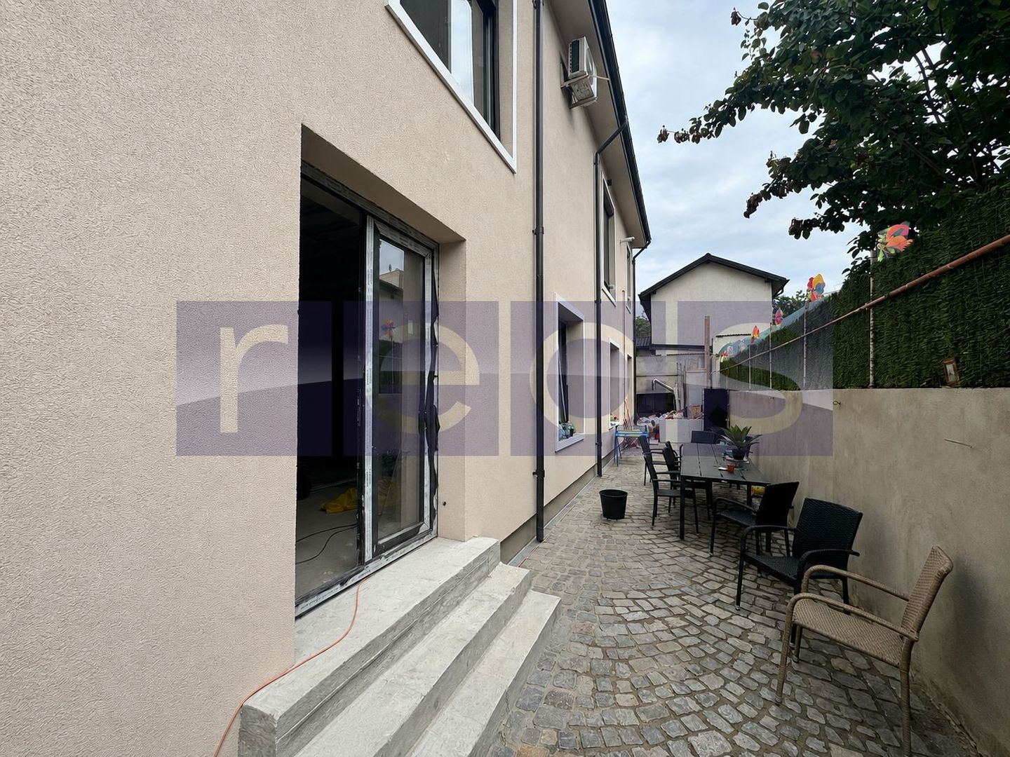 SPATIU COMERCIAL- BIROU | VITAN INcity | 150 MP UTILI + TERASA 90 MP - Poză 4