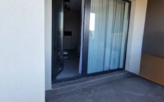 Apartament de lux cu terasa, complet utilat - Poză 14