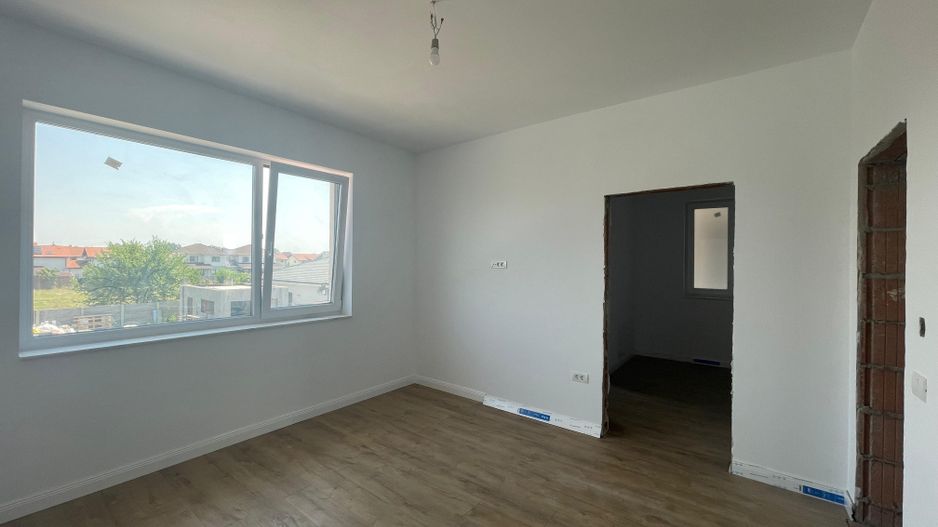 Duplex separat prin camera tehnica - 5 camere - Mosnita Noua - Poză 9