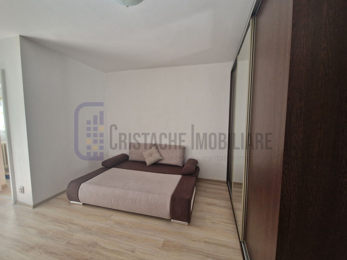 Garsoniera spatioasa si curata | Str. Vladeasa (Ghencea) | metrou la 15 min. - Poză 5