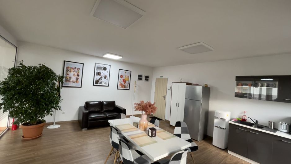 Spațiu de birouri de 95 mp + terasa 90 mp zona Centrala - Poză 4