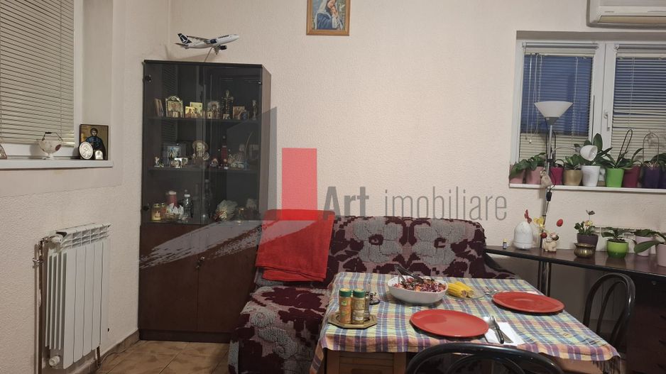 Apartament in vila Grivita-Basarab, 1500 EURO/MP UTIL,  LOC DE PARCARE - Poză 1