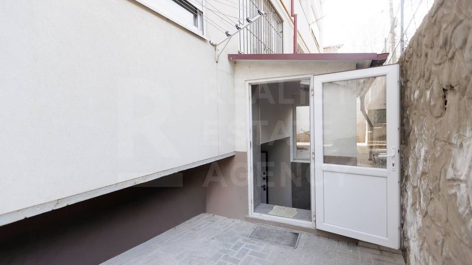 Vânzare, spatiu comercial 37 mp, strada  Codrilor, Buiucani - Poză 14