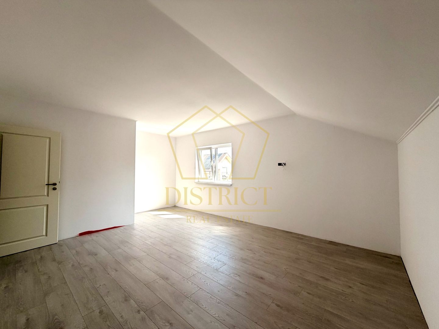 Duplex cu 4 camere | Mosnita Veche, la asfalt | Lidl - Poză 8
