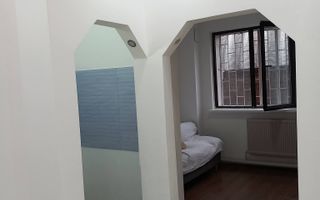 Garsoniera - parter/ proaspat renovata/ 20 mp/ zona Zimbru - langa Petrom - Poză 6