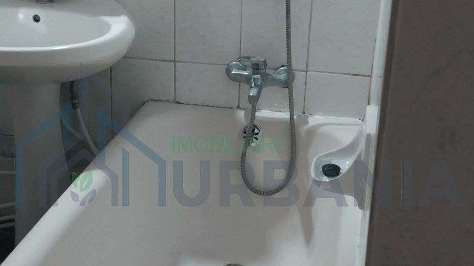 Apartament pentru inchiriat.bulevardul Nicolina - Poză 2