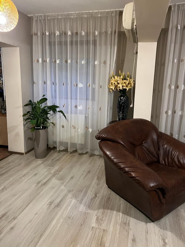 De inchiriat apartament cu 3 camere, str. Anghel Saligny, 450 euro - Poză 6