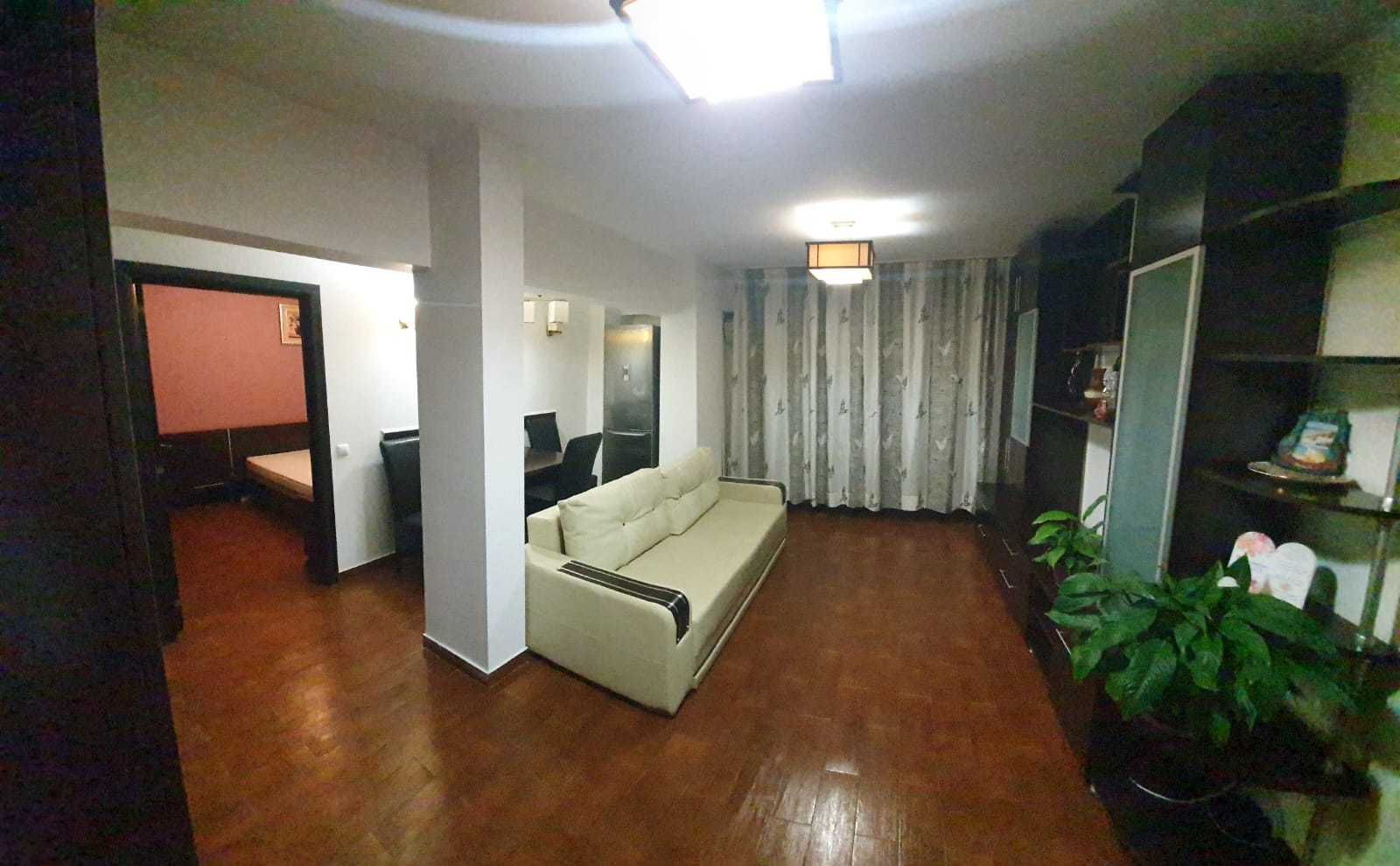 Inchirez apartament 13 septembrie de 2 camere transformat in 3 camere - Poză 1