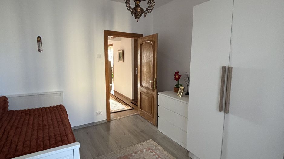 Apartament cu 4 camere decomandate, 92 mp utili – Piața Centrală, Craiova - Poză 3