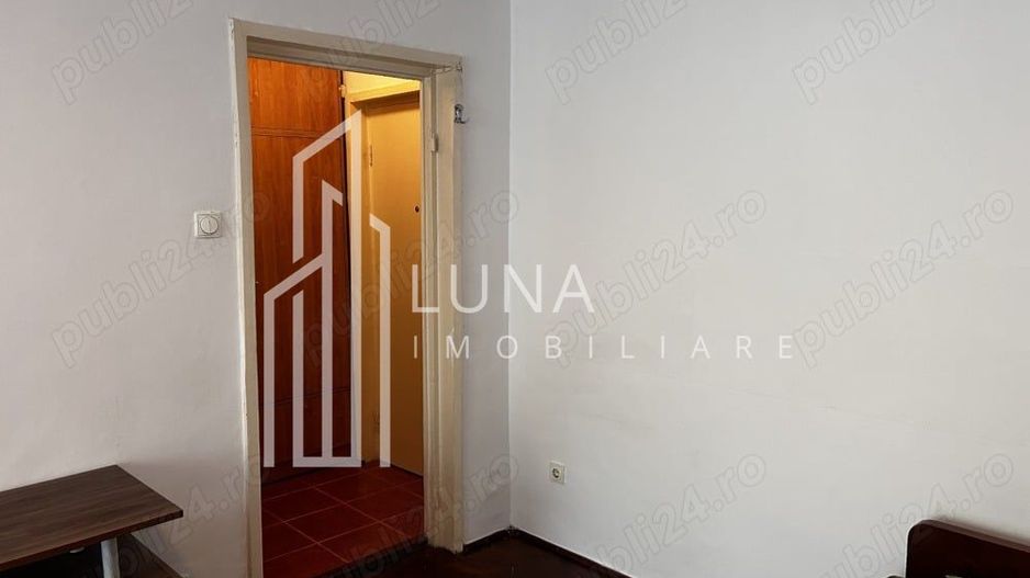 Garsonieră decomandată | Semicentral | Balcon | Mobilată & utilată - Poză 4