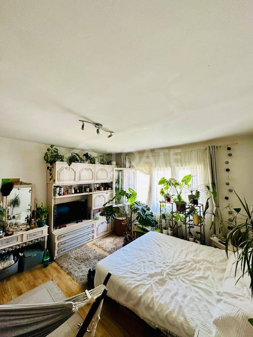 Apartament 3 camere, etaj intermediar, zona Calea Dorobantilor - Poză 3